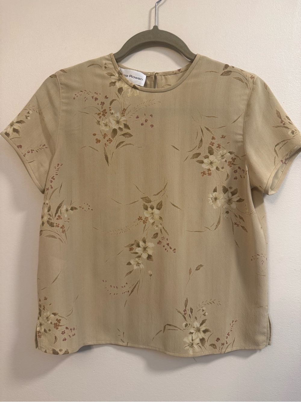 Rena Rowan Floral Short-Sleeve Blouse - Beige